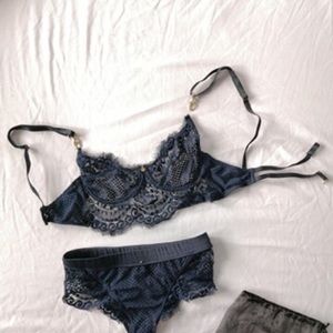 Gooseberry Intimates set
